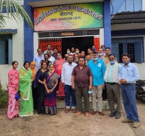 कन्या शाला में शाला प्रबन्धन की बैठक सम्पन्न