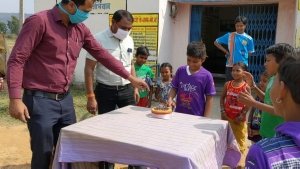 राहत शिविर में ठहरे अतिथियों को मिल रहा परिवार जैसा स्नेह