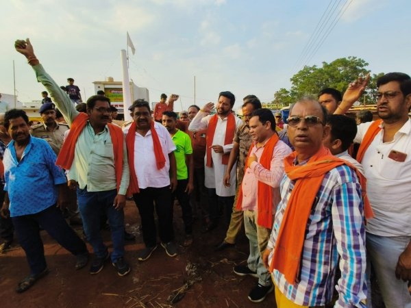 शराब घोटाला में घिरी भूपेश सरकार के खिलाफ भाजपा का महाधरना