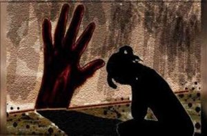 Breaking: सहपाठी संग स्कूल से लौट रहे छात्रा से गैंगरेप&hellip; आरोपियों में नाबालिग भी, दो गिरफ्तार