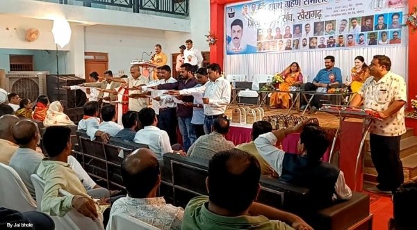 पत्रकारों की भूमिका से ही लोकतंत्र की परिभाषा होती है पूरी - संतोष पांडे&nbsp;