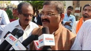 सांसद फिर बोले- सिंघु बॉर्डर पर दिख रहे खालिस्तान के झंडे&hellip; मैं अडिग हूं अपने बयान पर