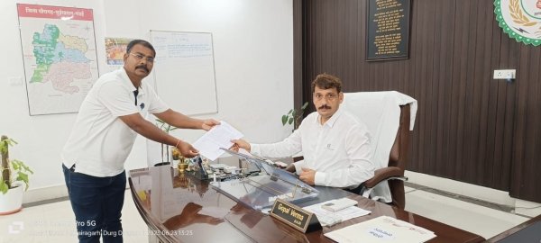 कालाबाज़ारी : चुप्पी का फायदा उठा रहे रेत माफिया,डेढ़ गुनी कीमत पर बेच कर कमा रहे मोटा मुनाफा