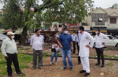महापौर और पष्चिम विधायक ने किया हिन्द स्पोर्टिंग मैदान का निरीक्षण, अवैध कब्जो से मुक्त करवाने दिया निर्देष