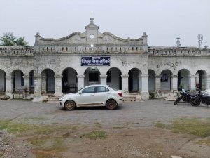 राष्ट्रपति पुरस्कार प्राप्त शिक्षक ने डीईओ कार्यालय में जारी अवैध संलग्नीकरण पर उठाई आवाज़, कलेक्टर से की लिखित शिकायत