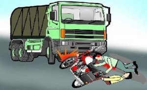 टिकरापारा थाने में सफाईकर्मी की मौत से मचा हंगामा, सड़क हादसे में हुई मौत