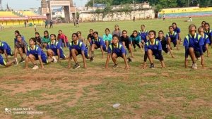 आर्मी की तैयारियां कर रहीं लड़कियां फहराएंगी 51 फ़ीट ऊंचा तिरंगा