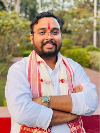 अगर सवाल उठाए हैं, तो साक्ष्य भी पेश करें &mdash; सिर्फ शोर मचाने से विकास नहीं रुकता," &mdash; विक्रांत चंद्राकर